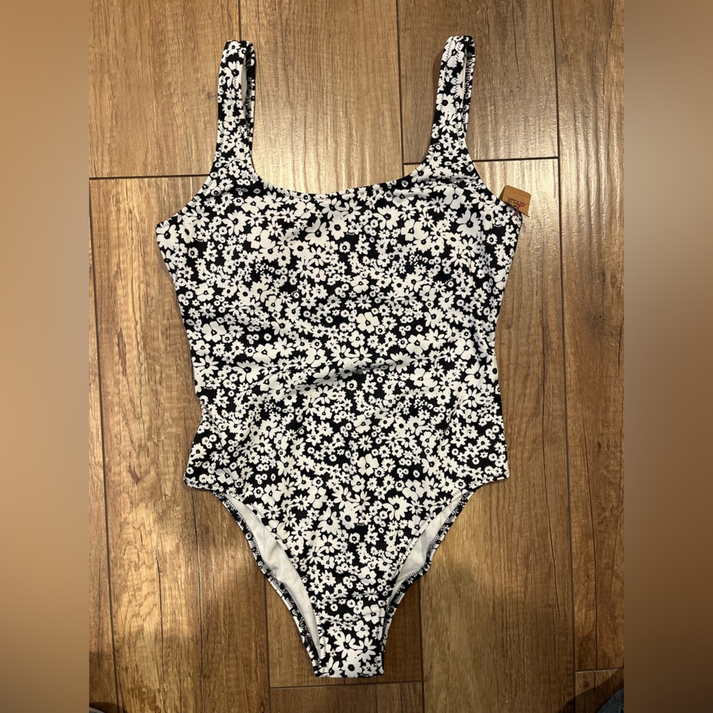 NWT PINK Victoria's Secret Black and White Floral One Piece Swimsuit Low Back